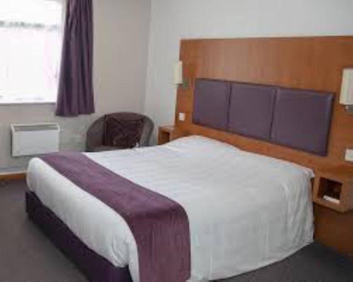 Bluemont Hotel Bromsgrove Buitenkant foto