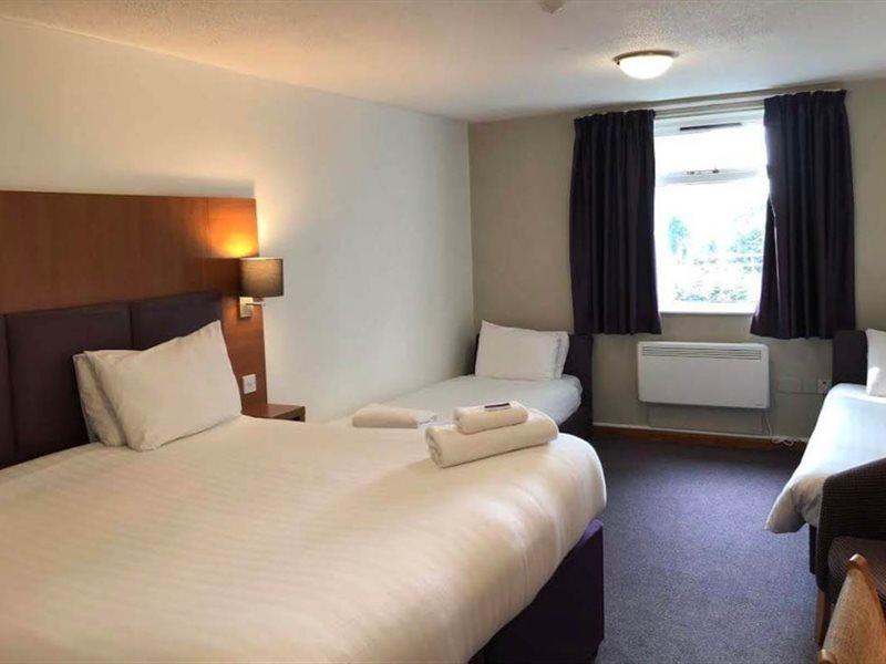 Bluemont Hotel Bromsgrove Buitenkant foto