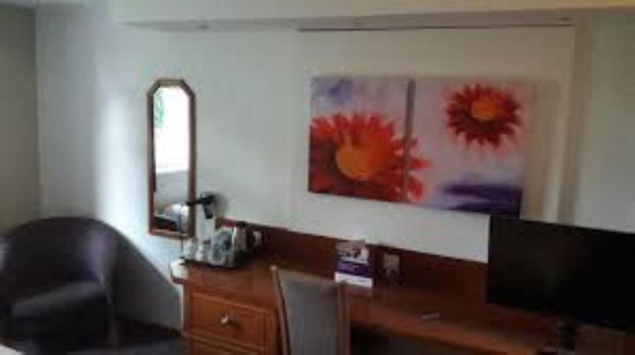 Bluemont Hotel Bromsgrove Buitenkant foto